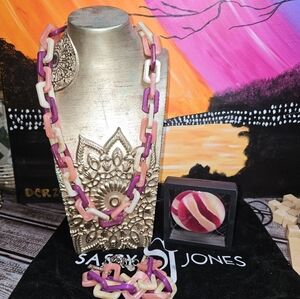 Sassy Jones Necklace, bracelet and earrings Jewelry Set